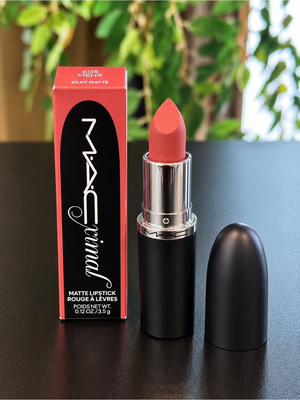 MAC MโขAโขC ximal Matte Lipstick - 608 Mehr